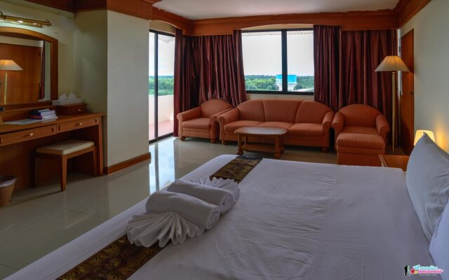 JP Emerald Hotel
