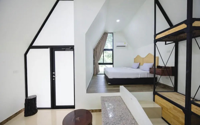 Sabai Hotel Lopburi