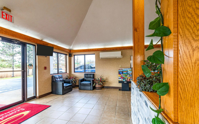 Econo Lodge Cleveland Southeast - Kent