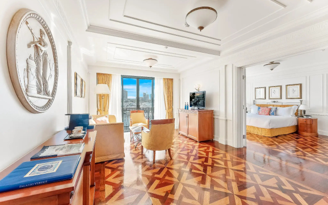 Imperial Hotel Gold Coast