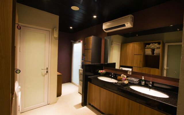 Kuretakeso Kemang Hotel