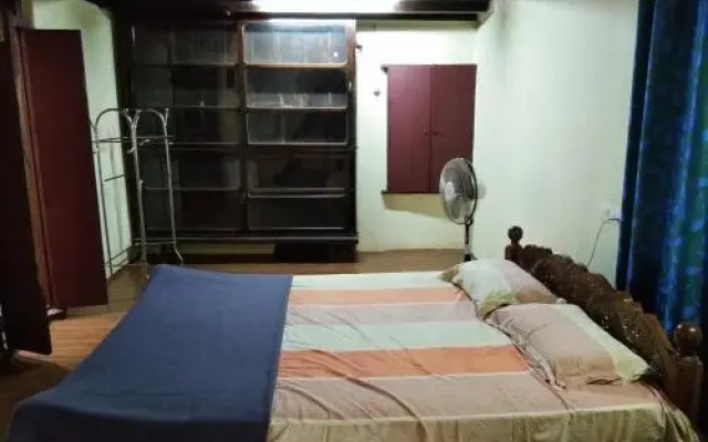 Frontier 64 Holiday Home