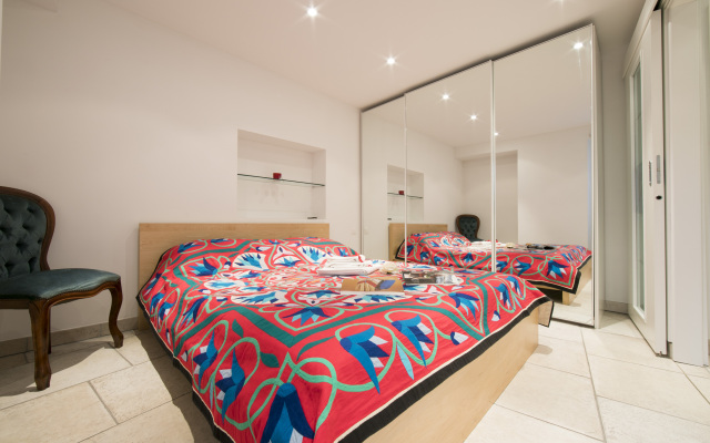 King Apartment 2.5