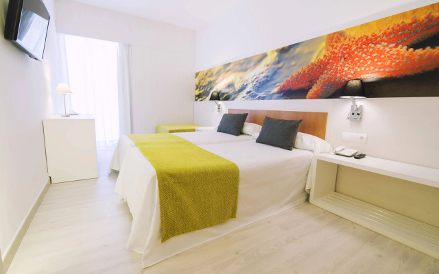 azuLine Hotel Pacific