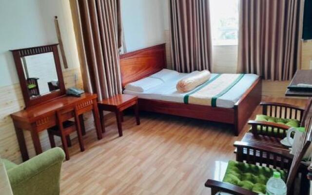 Hotel Xuan Huynh 3