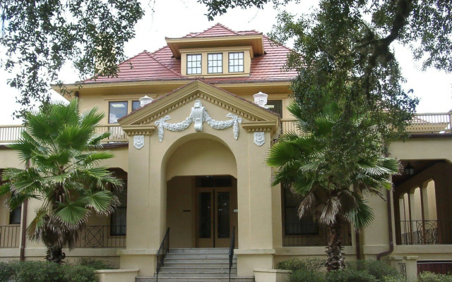 Holiday Inn Gainesville - University Center by IHG