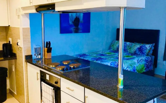 206 Tenbury Beach Apartment