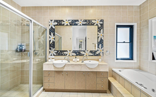 Mudjimba Shores-Coastal Bliss for Families & Dogs