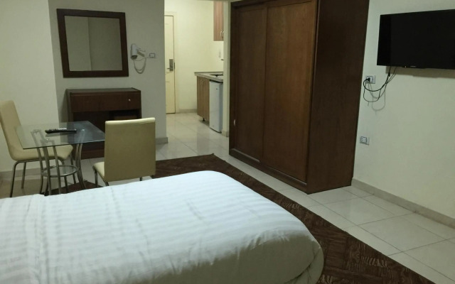 Zaina Plaza Hotel
