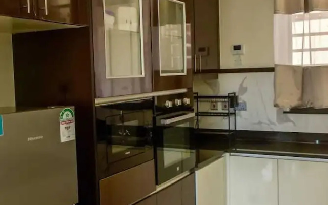 Lux Suites Tabere Heights Apartments