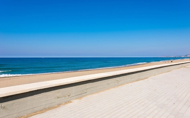 Neda Studios & Apartments