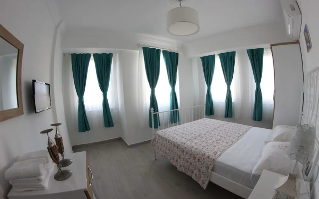 Yeldeğirmeni Bozcaada