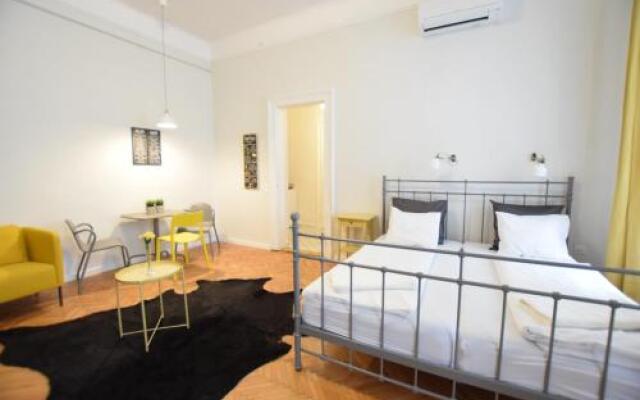 Creative Apartment - Chain Bridge