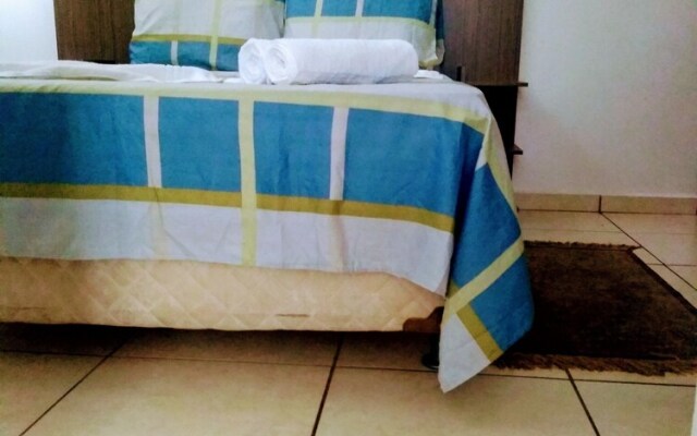 Completo a 5 min do Parque do Povo