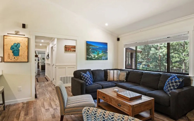 Incline Bliss Dreamy Pet Friendly Escape