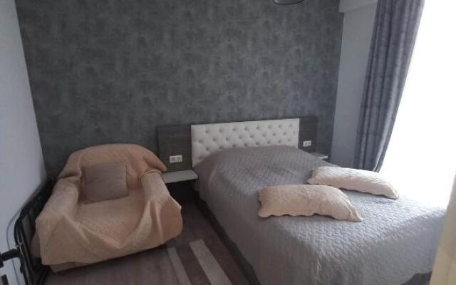 Falkon hotel number 302