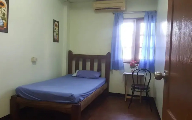 OYO 1052 Nonni Guesthouse - Hostel