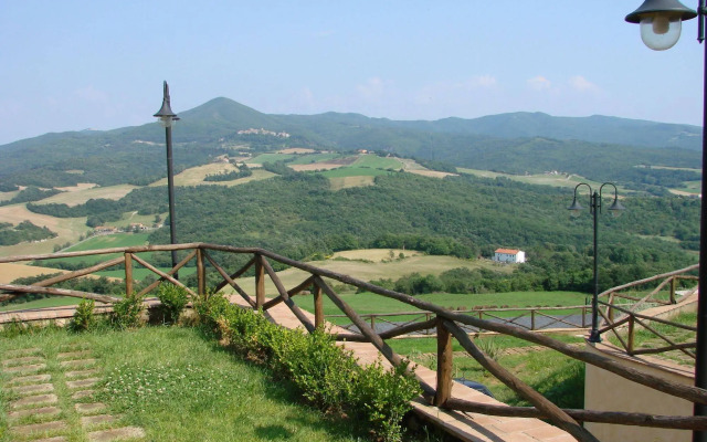 Borgo di Monte Murlo