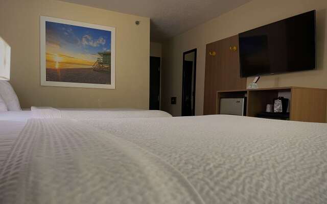 Days Inn & Suites by Wyndham Kaukauna WI