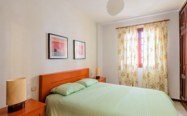 Sanabria Park Apartment with Pool