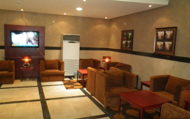 AlMuhaidb Nadwaa Aparthotel