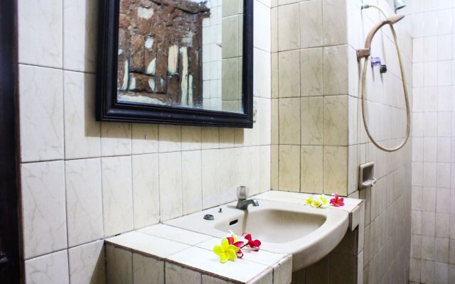 Berlian Beach Inn Kuta