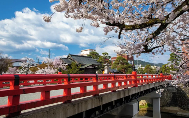 Takayama stay Kakitsubata