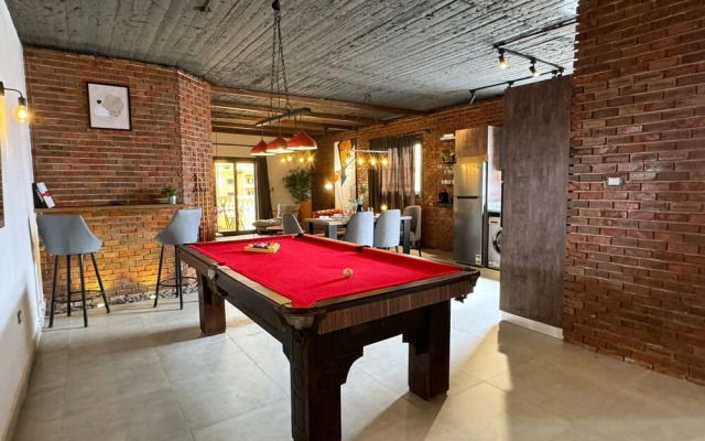 The Built-up 2 BDR Condo 15 min to CAI Airpt