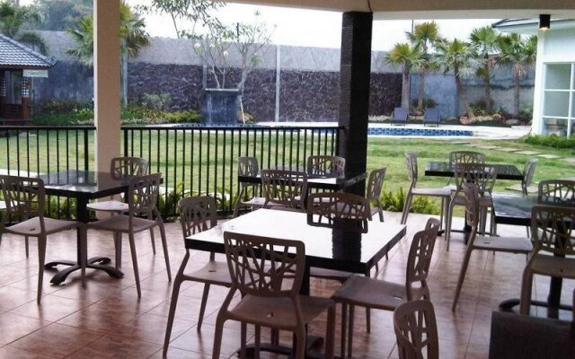 Sumber Hotel
