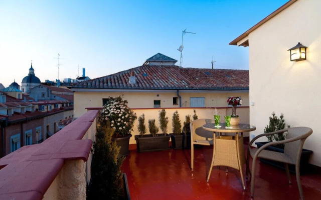 THC Tirso Molina Hostel