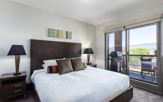 Corner Unit With Lakeview at Playa #402