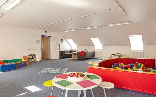 8 Person Holiday Home in Romo-by Traum