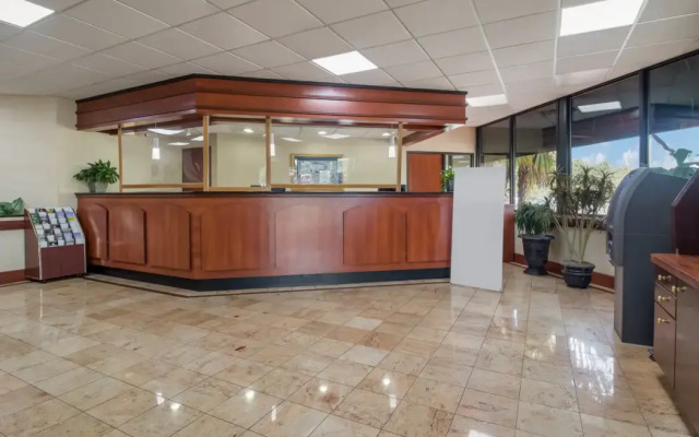 Suburban Studios Florence - Darlington