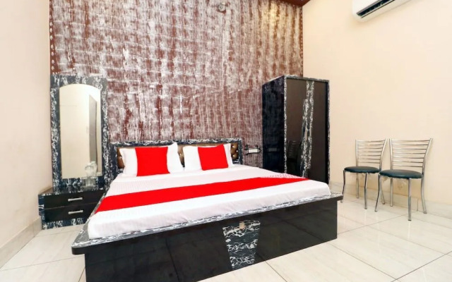 Hotel Pushp Vatika by OYO Rooms