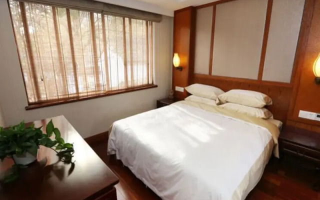 Suzhou Huashan Yinju Hotel