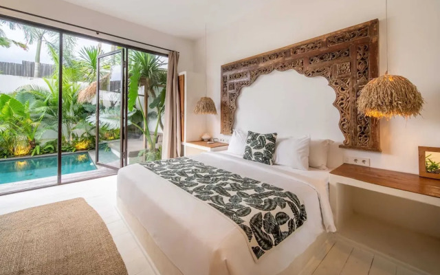 Rustic Interior Design, Private Villa, 3 BR, Umalas With Staff