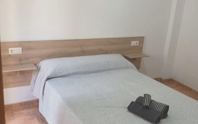 Apartment With 2 Bedrooms in Granada, With Wifi
