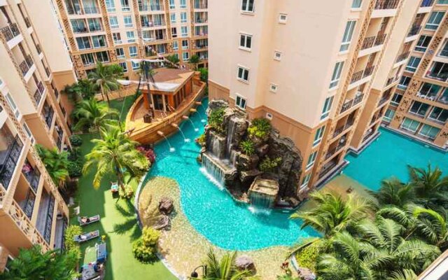 Atlantis Condo Resort Pattaya by FAVSTAY