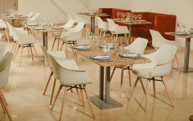 Hotel Dorado Plaza Alto Prado