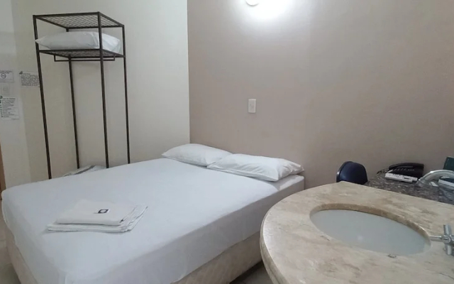Hotel Romanville