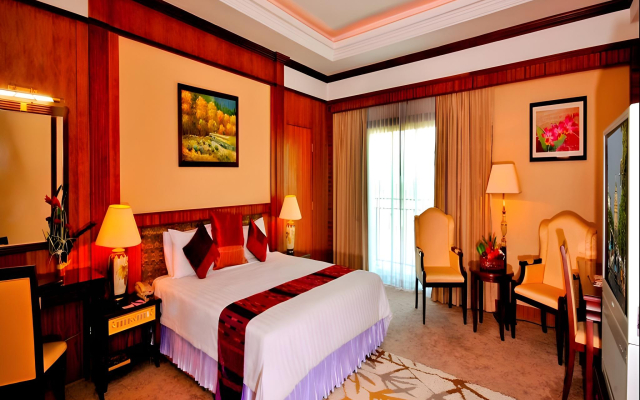 Don Chan Palace, Hotel & Convention