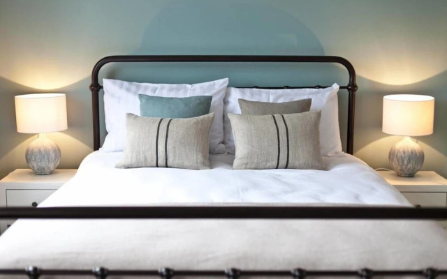 Bath Arms Hotel