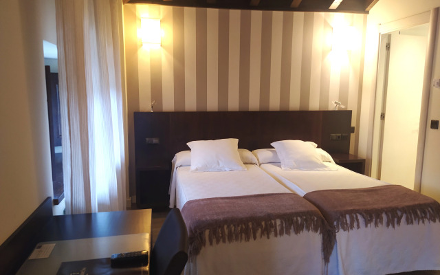 Hotel Villa Marrón