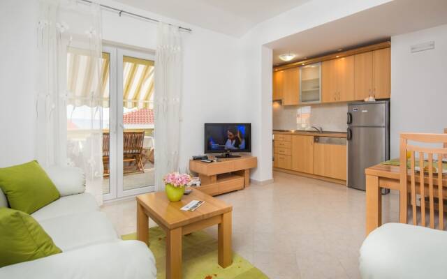 Apartments Leon