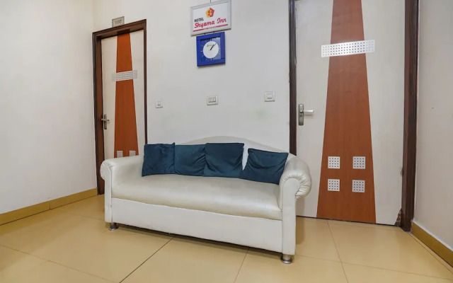 Fabhotel Rivlet Premium