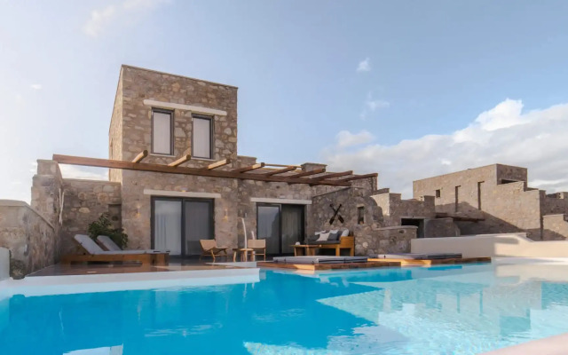 Naxos Privilege Villas