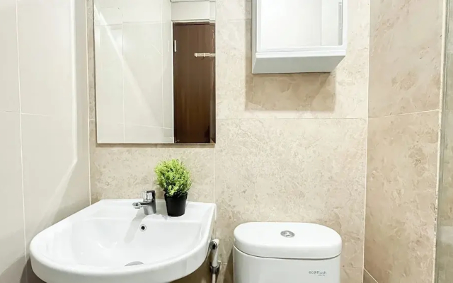 Modern Studio At Transpark Cibubur Apartment