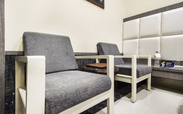 FabHotel Anmol's Classic Napier Town