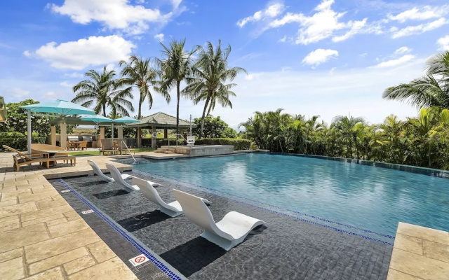 Wai'ula'ula A102 by RedAwning