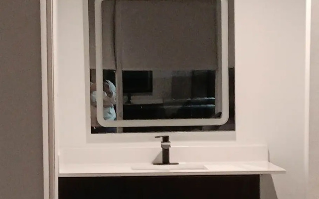 StateLine Stayovers Extended Stay Hotel